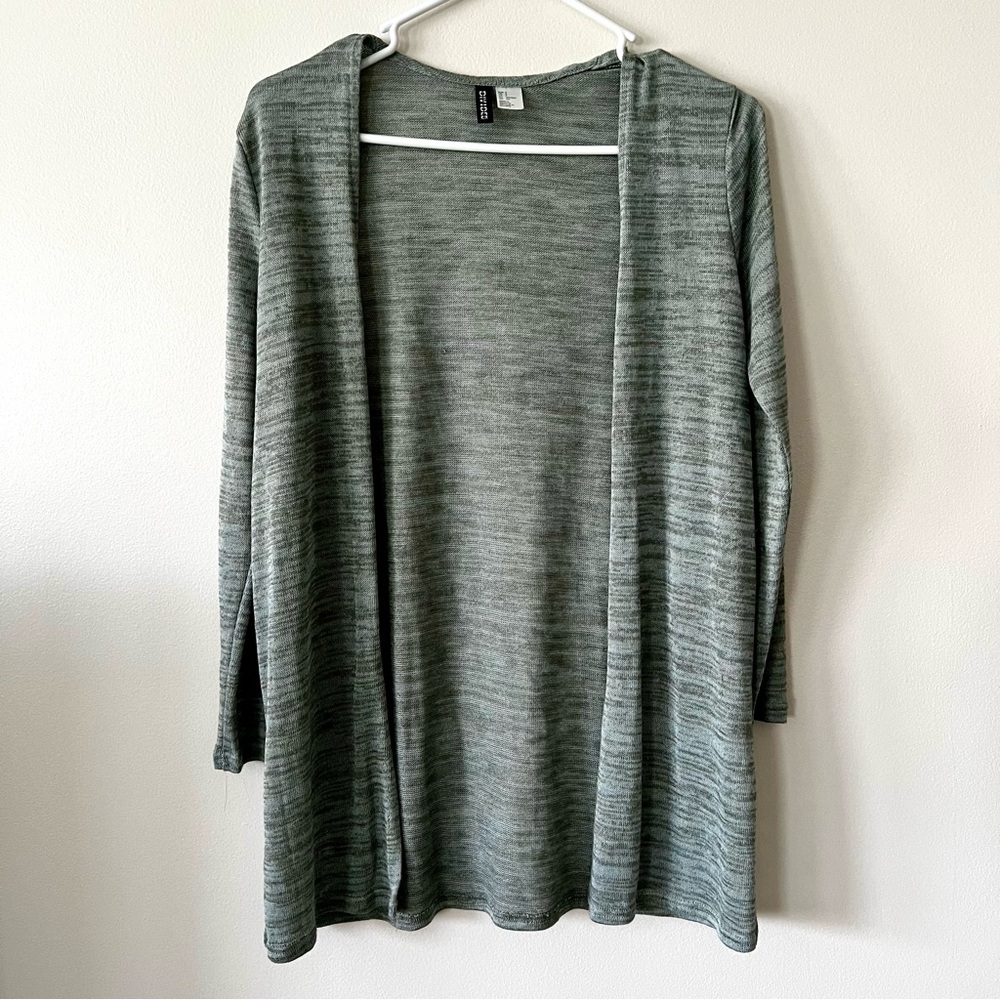 Green Cardigan with Cropped Sleeve